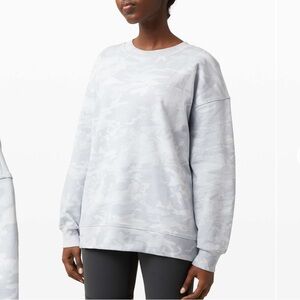 Lululemon Perfectly Ovrsized Crew Sweatshirt Heritage 365 Camo Grey/White Size 8